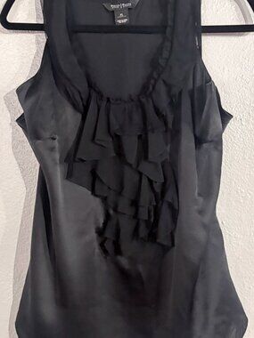 White House Black Market black top